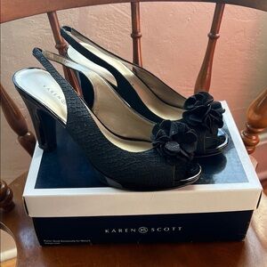 Karen Scott Black Textured Slingback Heels